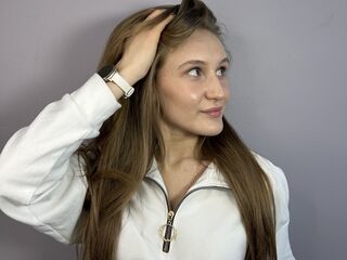 chatroom webcam picture LatrinaBrounson