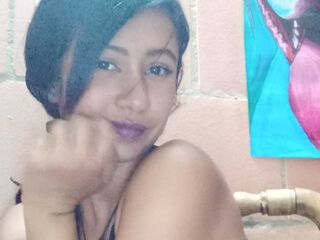 adultcam pic LauSommers