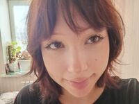 camgirl fingering shaved pussy LeonaMuchow