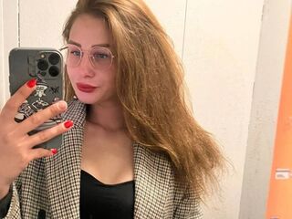 web cam chat LillieMann