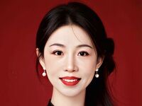 strip tease LilyWise