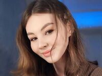 live webcam performer LuanneGfroerer