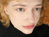 naked cam girl photo LunaBeans