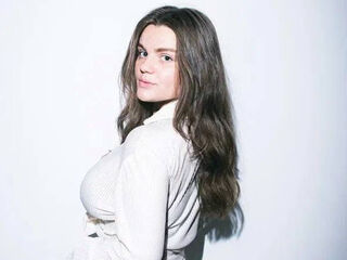 adult cam MelaniMell