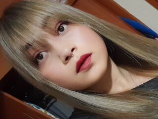 webcamgirl MercellaMorelli