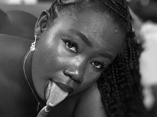 bedroom cam MonaReign