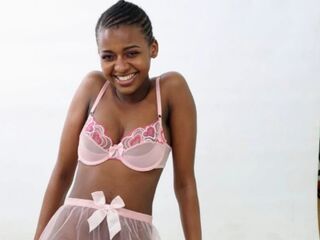 cam girl pic NaomiBrookes