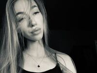 camgirl playing with sex toy NikkiTenerovich