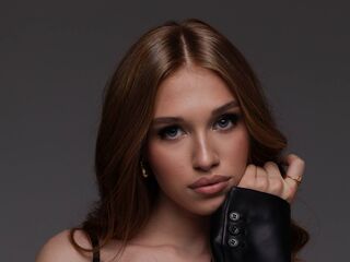 camslut naked RanaeEtherington