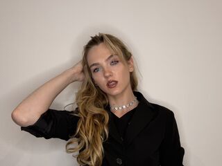 camslut naked RubyMoore