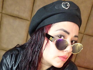 live striptease SandyGuzman