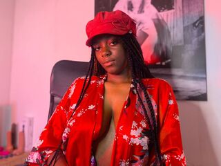 camgirl SaphyNyx