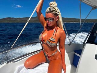 girl topless chat SereneSophie