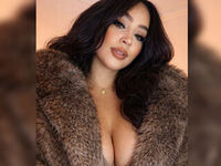 naughty camgirl fingering shaved pussy SharlinMoreva