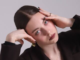 naked webcam girl masturbating SophiaCurlam