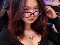 naughty camgirl fingering pussy TishaOyervides