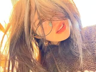 live chat ToriTrevino