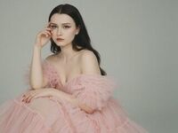 camgirl YahairaTurnham