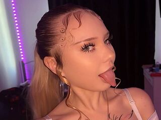 naked camgirl photo YolandoHeitz