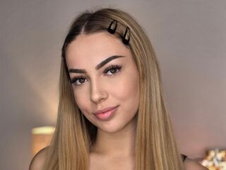 girl chatroom ZaraPlaya